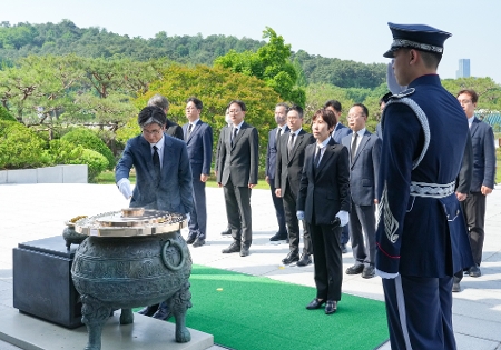 국립서울현충원 참배(5.22)